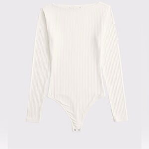A&F Long-Sleeve Wide Rib Slash Bodysuit in Cream, Size small
